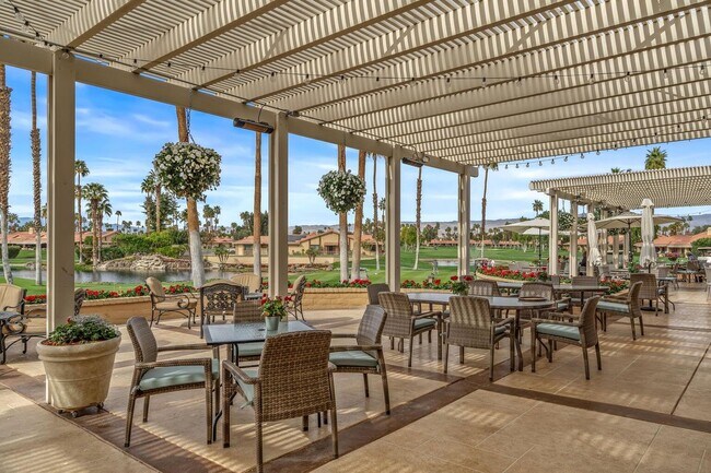 Building Photo - 99 Conejo Cir