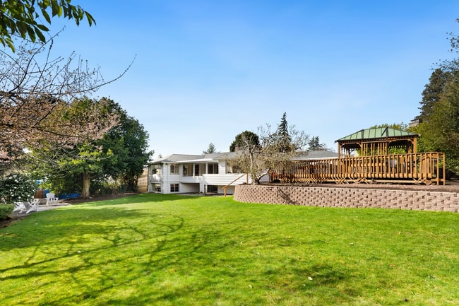 Building Photo - Belvedere Terrace Home