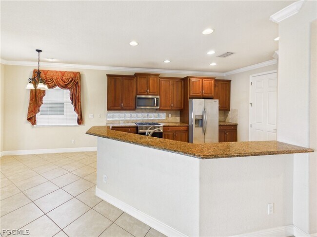 Building Photo - 19721 Tesoro Way