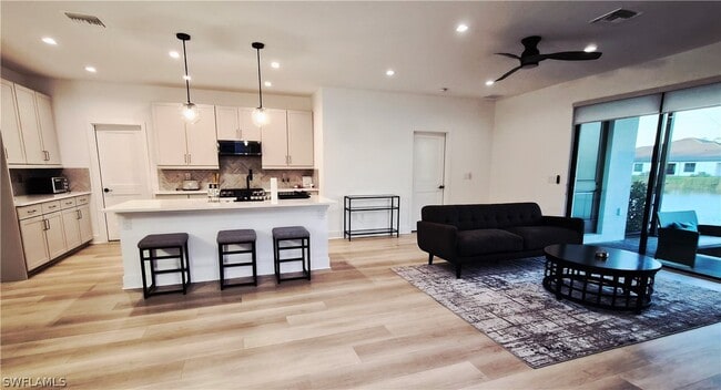 Building Photo - 10933 Preachers Cv Ln