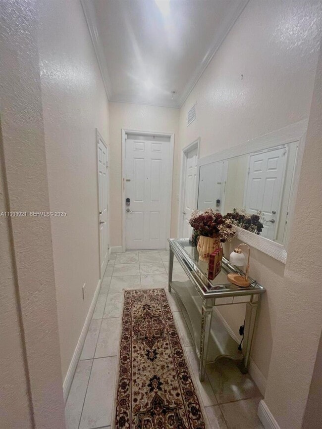 Building Photo - 116 NE 25th Terrace