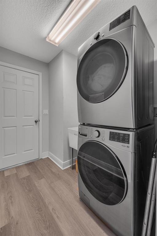 Building Photo - 408 Seafoam Cir