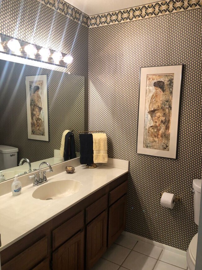 Building Photo - Amazing Golf Course Views in Leisure World a 45+ Active Adult Resort Community.  Available June t...