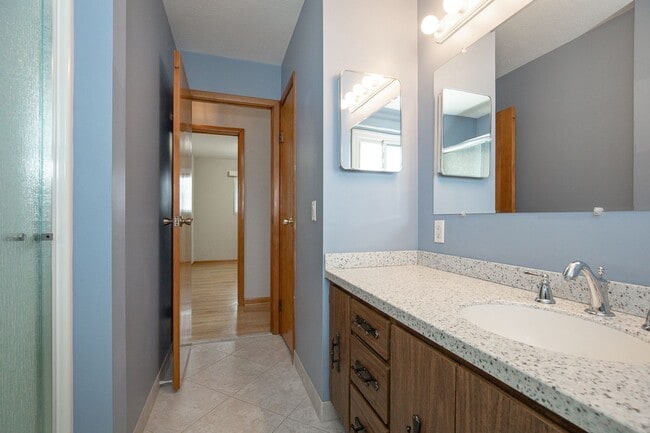 Building Photo - # Bedroom/2 Bath Single family!  Brook Park! Finished Basement