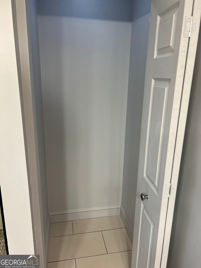 Building Photo - 5741 Wolf Laurel Dr SW