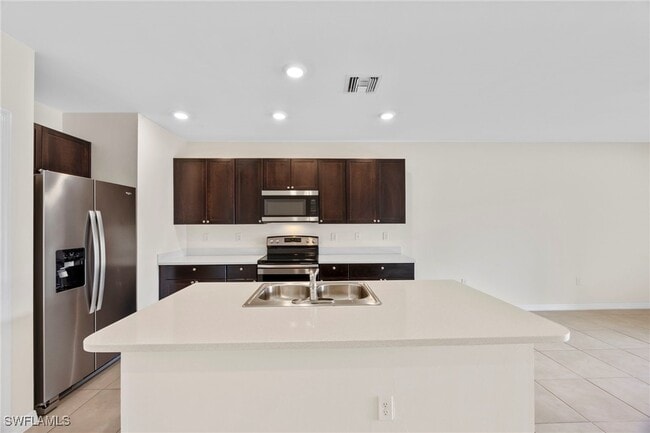 Building Photo - 15484 Wildflower Cir