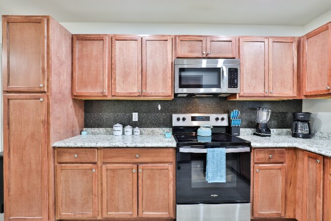 Building Photo - 531 W Del Campo Ave