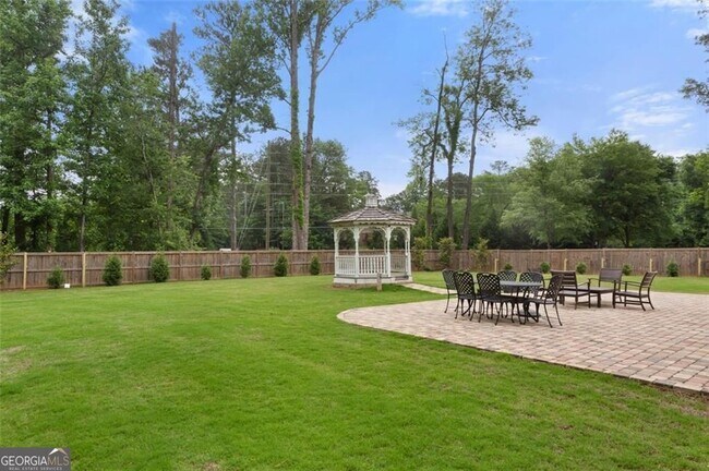 Building Photo - 415 Lyerly Pointe