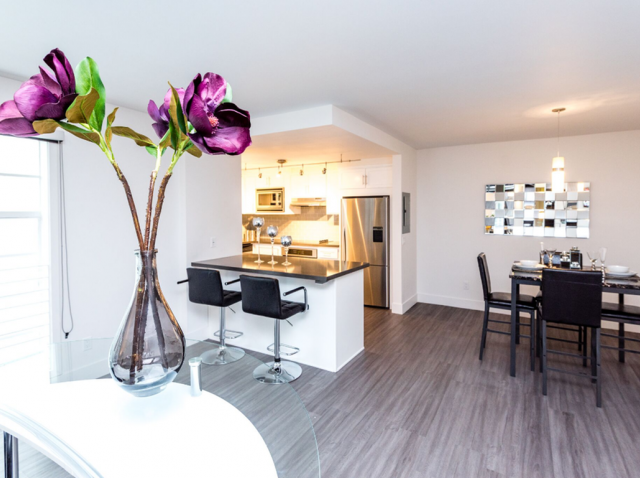 1 - 131 South Maple Drive