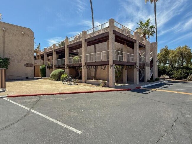 Building Photo - 7402 E Carefree Dr