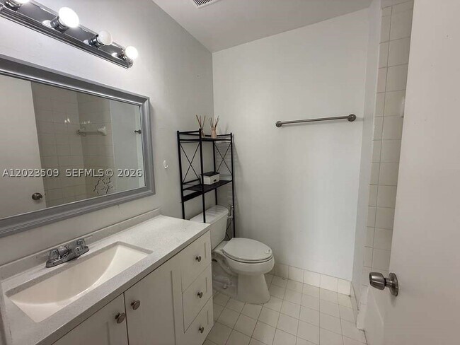 Building Photo - 1137 NW 123rd Ct