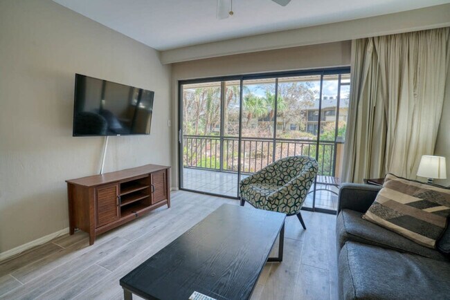 Building Photo - 600 Neapolitan Way