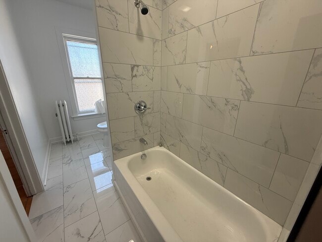 Building Photo - 3943 N Kostner Ave