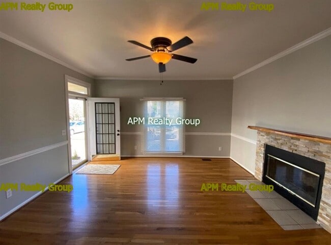 Building Photo - Desirable West Columbia Location