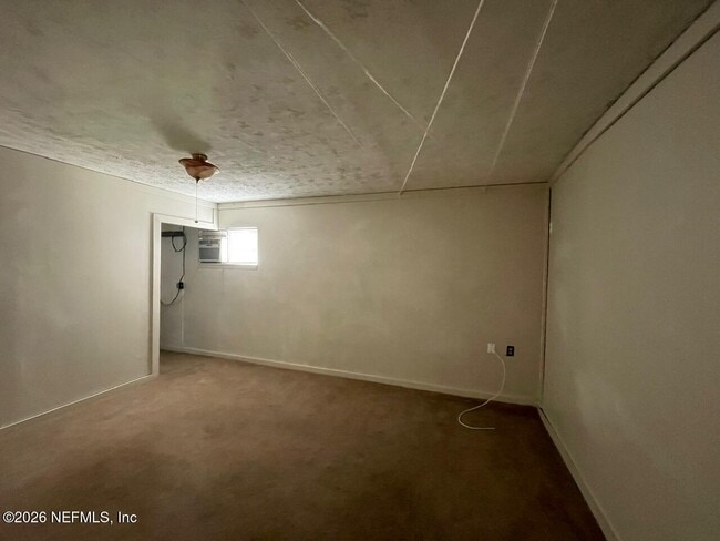 Building Photo - 231 Hopkins St