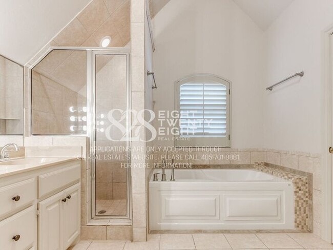 Building Photo - *TOURING NOW!* Spacious Two-Story Brick Brookhaven Beauty 3 Bed/2.5 Bath with All the Extras!