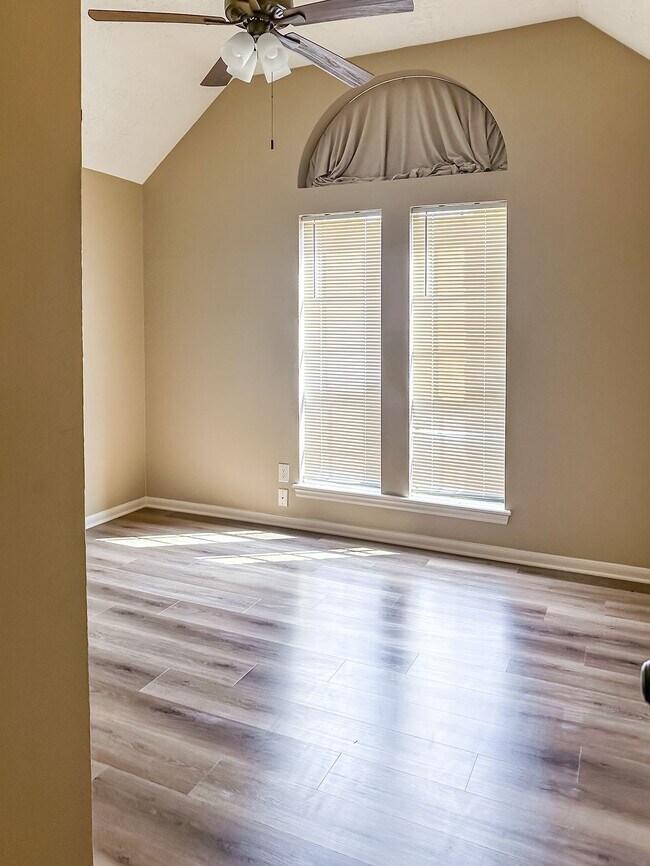 Building Photo - 18319 Arbor Terrace Dr