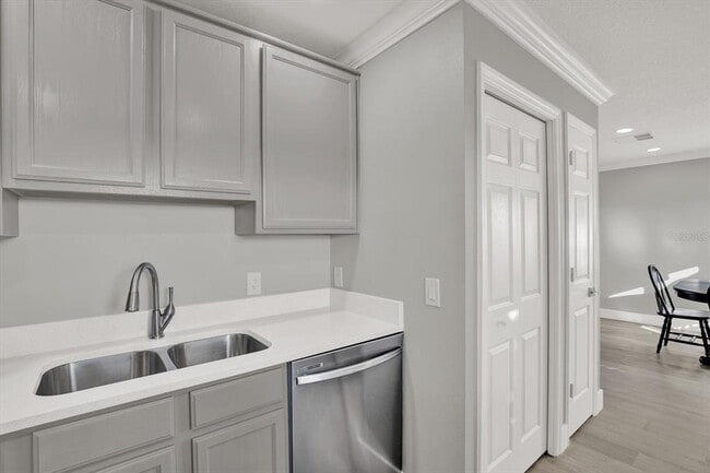 Building Photo - 622 Yardarm Dr