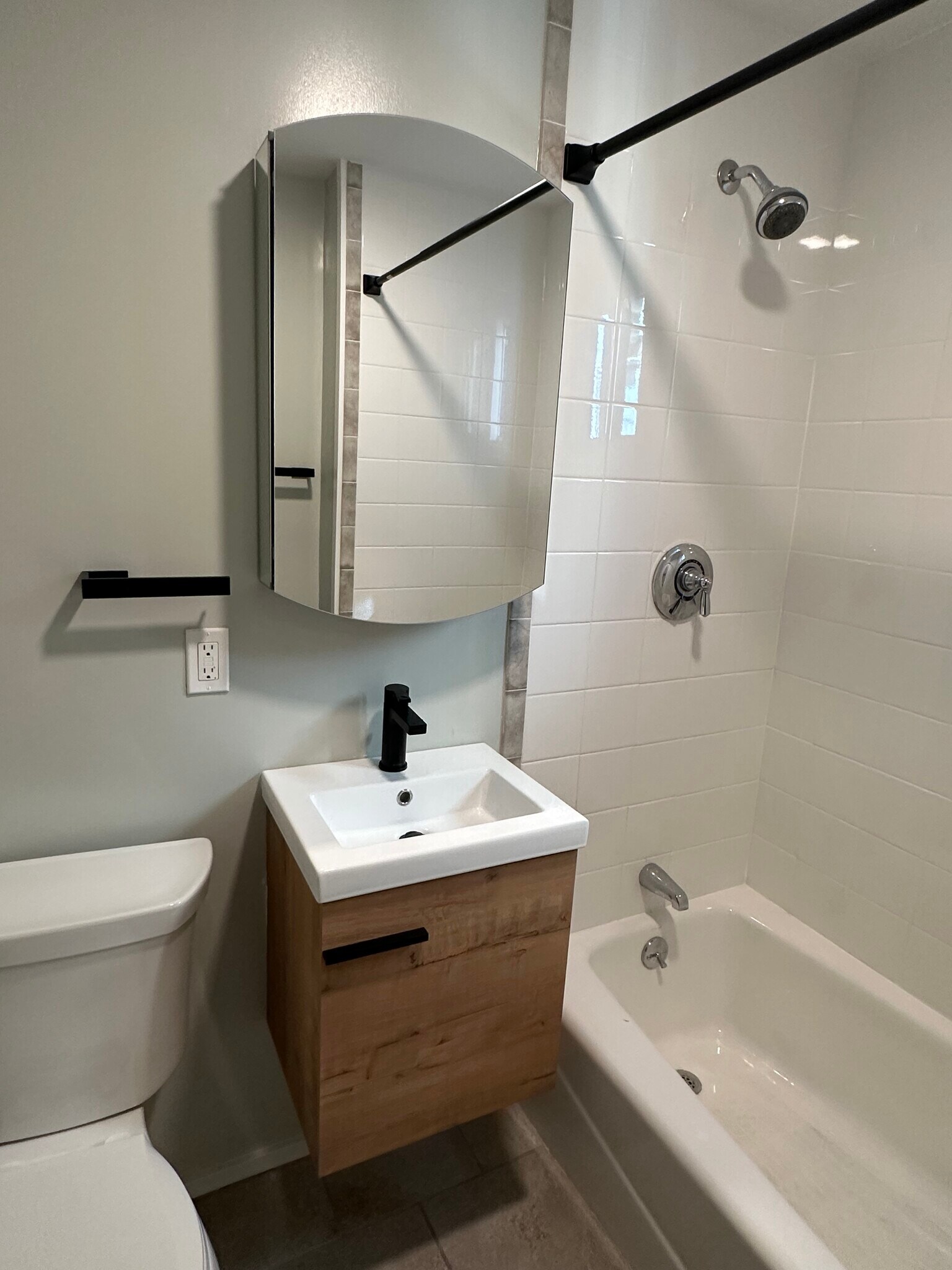 Building Photo - 59 Hawthorne St