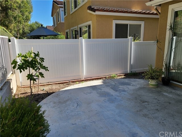 Building Photo - 112 Las Flores