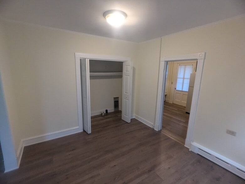 Building Photo - 110 Spring St