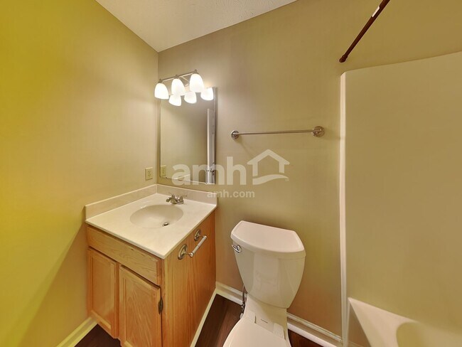 Building Photo - 11926 Titania Cir