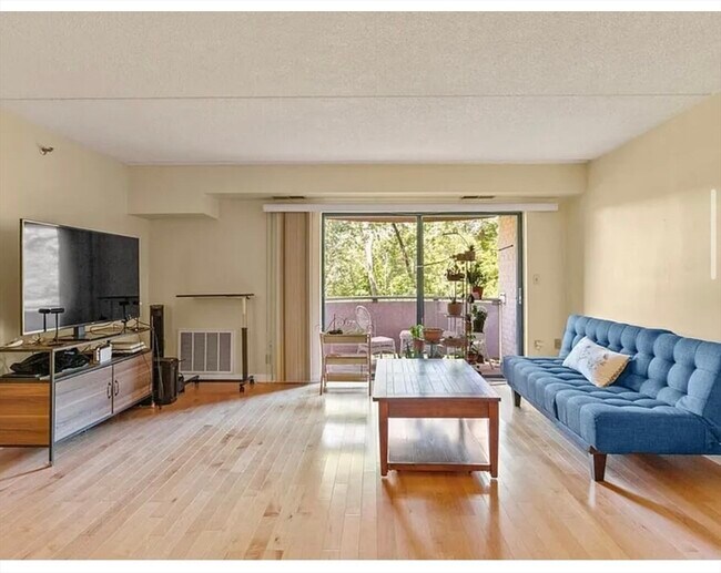 Building Photo - 2500 Mystic Valley Pkwy