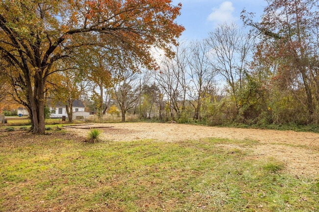 Building Photo - 1531 Wilson Rd