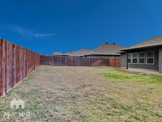 Building Photo - 2552 Weatherford Heights Dr