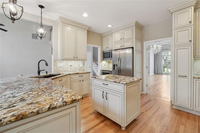 Building Photo - 1400 Prestige Valley Dr