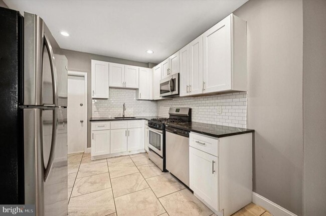 Building Photo - 2147 N Marston St