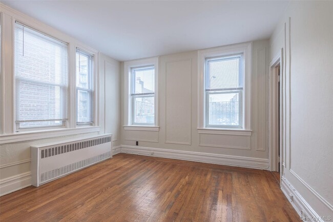 Building Photo - 28-07 Newtown Ave