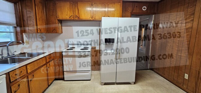 Building Photo - 4474 E Cottonwood Rd