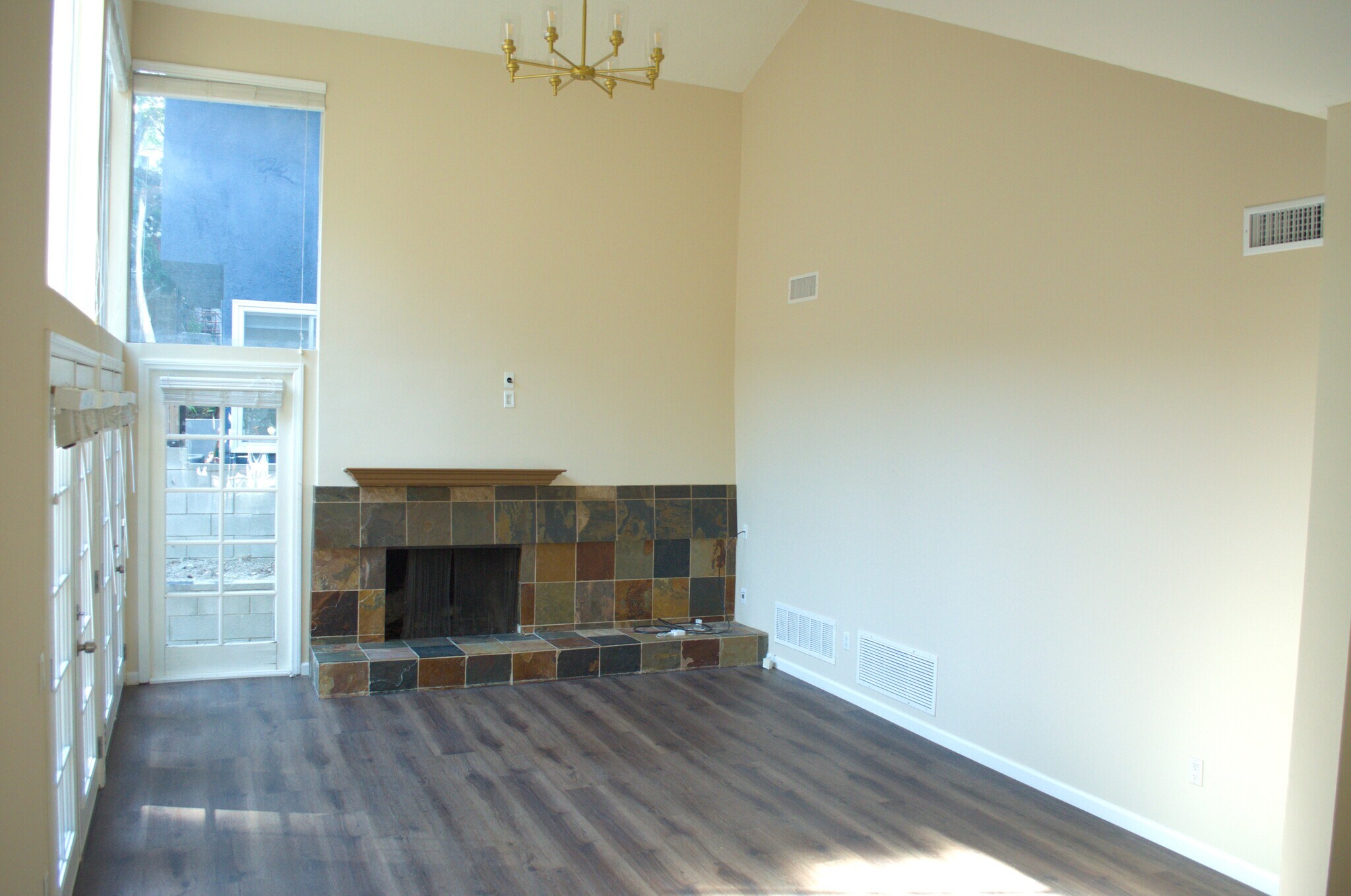 Building Photo - 22234 Miston Dr