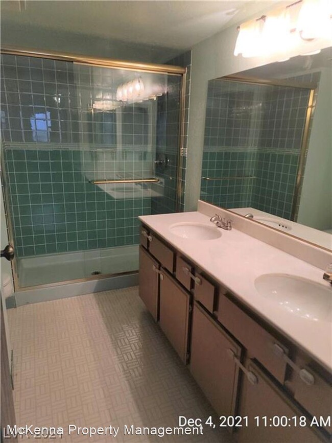 Building Photo - 2 br, 2 bath House - 4742 Obannon Drive #D