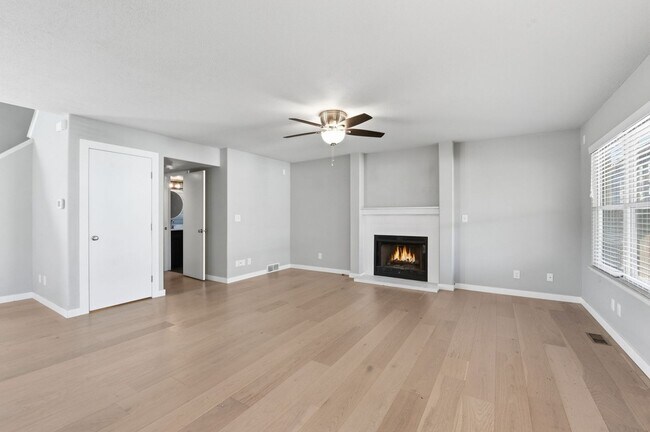 Building Photo - remodeled 3 bedroom Oak Vally Ranch Home