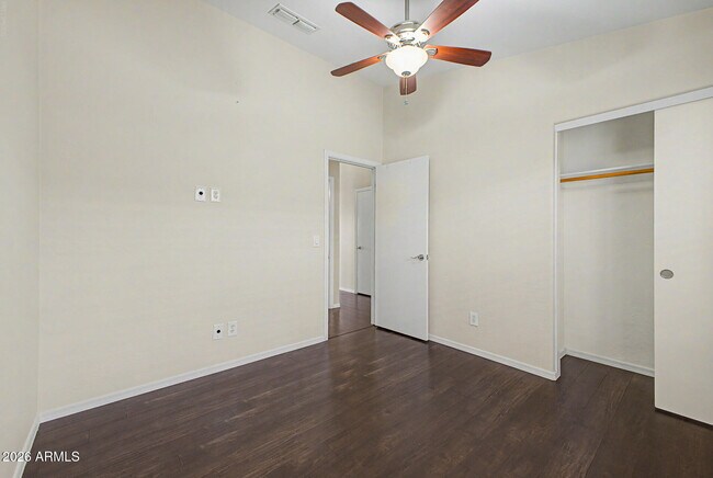 Building Photo - 14121 W Fieldings Ferry