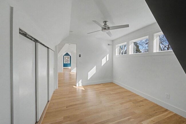 Building Photo - Stunning 5BR/3.5BA historic home located near Hillsboro Village!