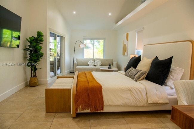 Building Photo - 1010 Joyce Ct