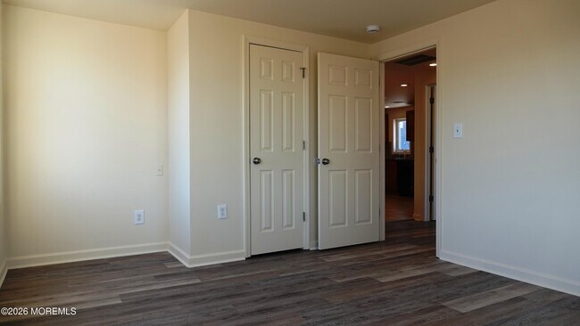 Building Photo - 20 Main St