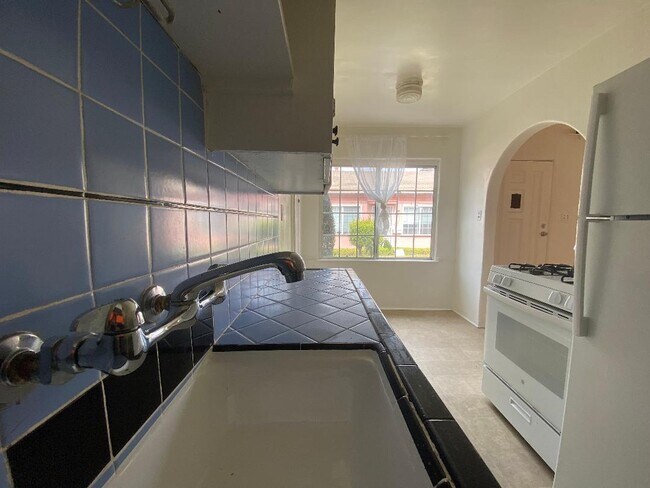 KICHEN - NOOK - ARCH - 820 Pearl St