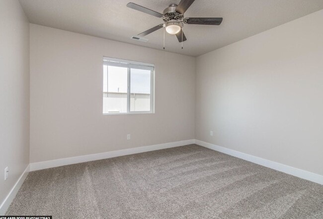 Building Photo - Beautiful 3 Bedroom House for Rent!