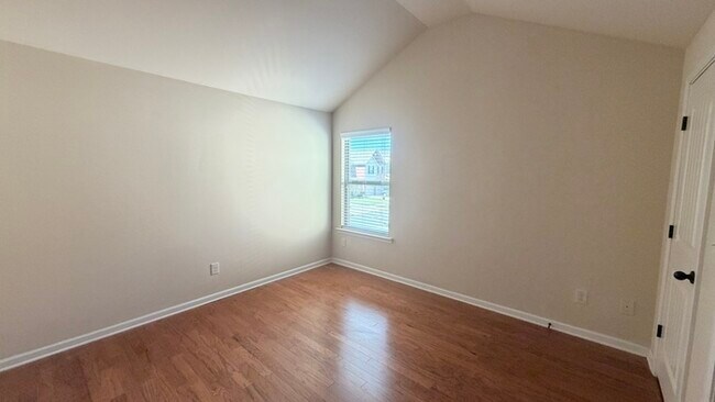 Building Photo - 590 Summerstone Ln
