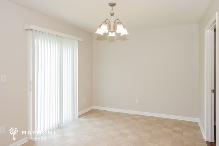 Building Photo - 131 Ranier St