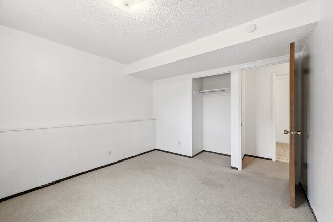 Building Photo - $2,145.95 with $300 off the first month's rent, 4 Beds - 2 Bath, Single Family Home in Colorado S...