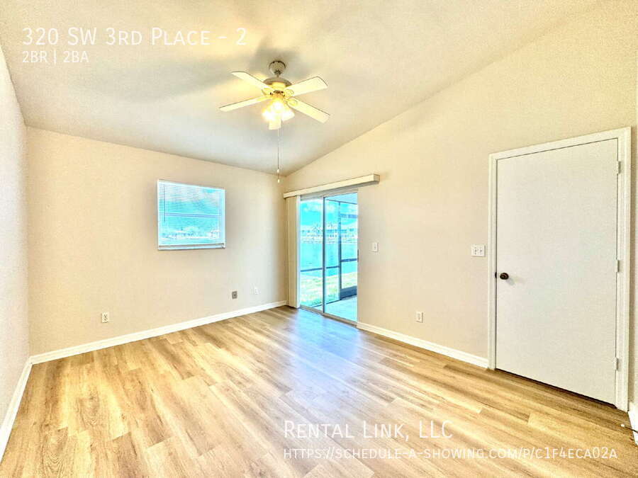 Building Photo - 320 SW 3rd Pl