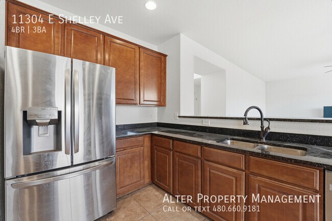 Building Photo - 11304 E Shelley Ave