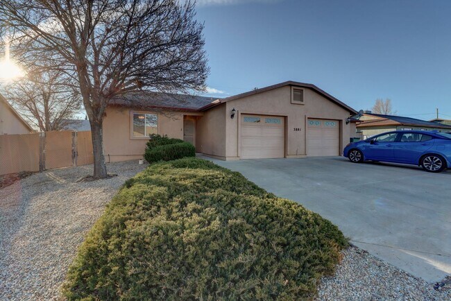 Building Photo - 3881 N Tani Rd