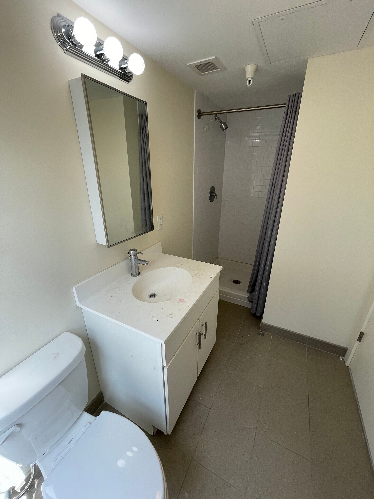 Building Photo - 17 Winter Pl