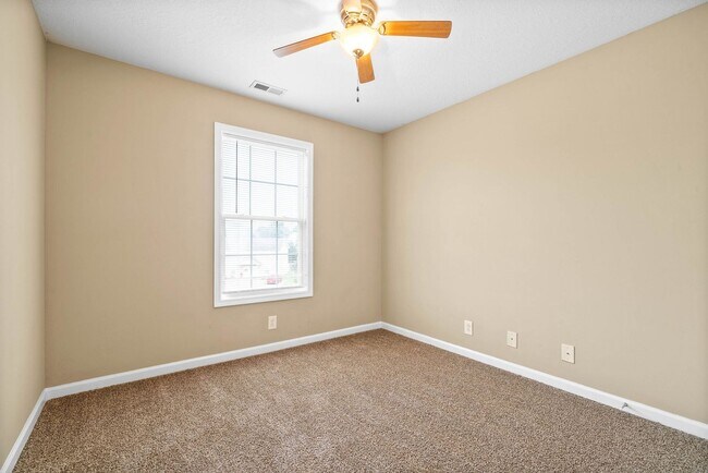 Building Photo - 545 Patriot Park Ct